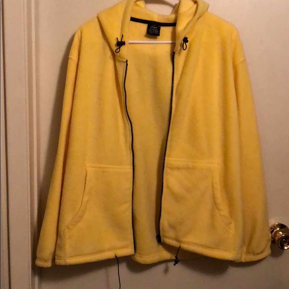 Yellow hooded zipper fleece jacket